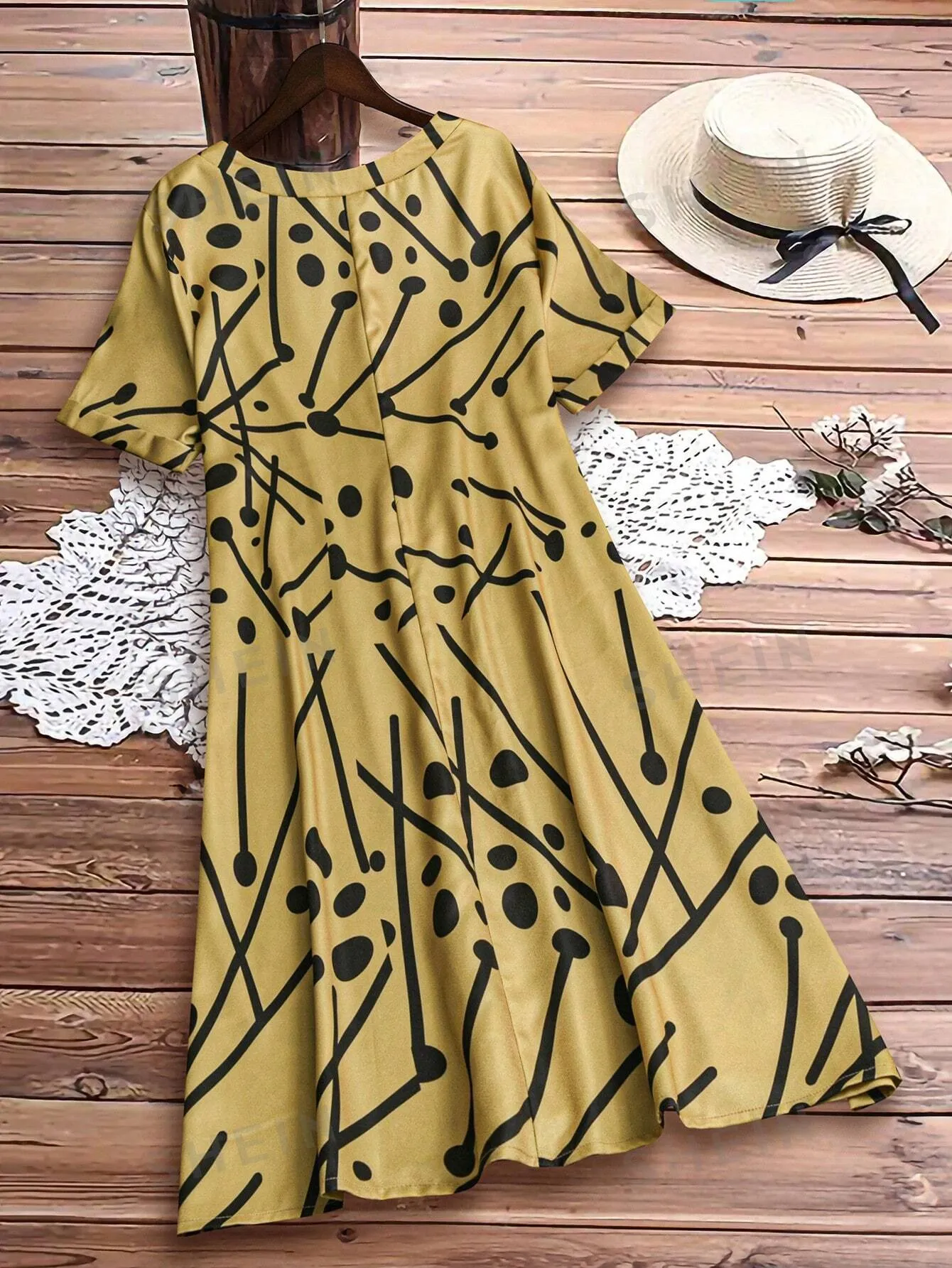 EMERY ROSE Summer V-Neck Plus Size Women's Geometric Printed Casual T-Shirt Dress