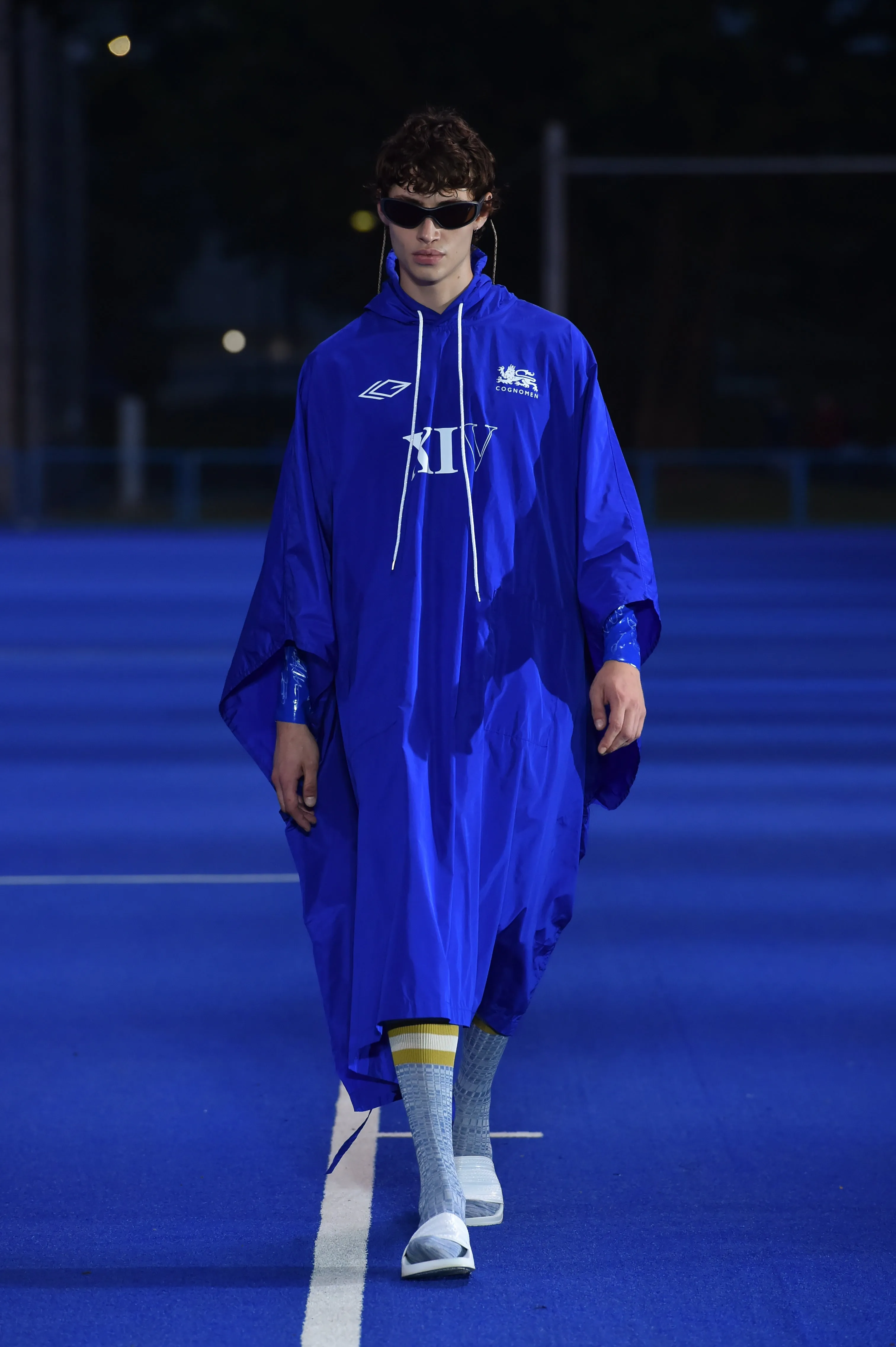 SUPPORTER PONCHO COAT BLUE